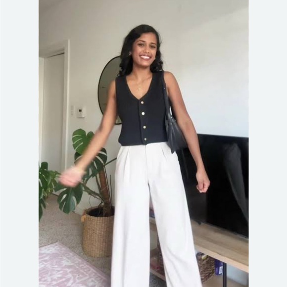 Style Ideas ~ Vests - Picture 3 of 12